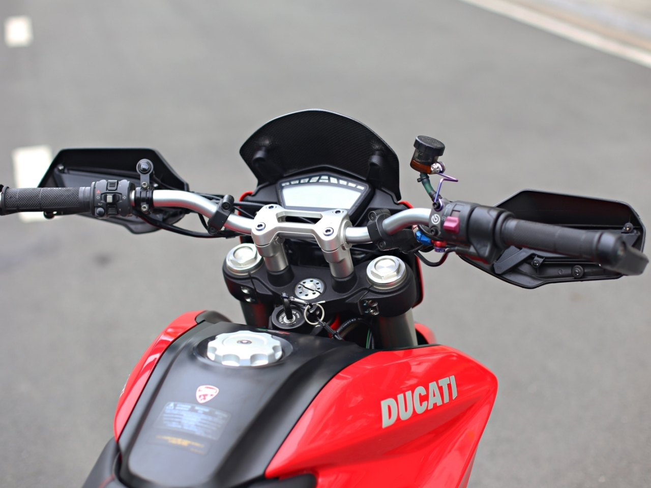 287. Ducati Hypermotard 939  