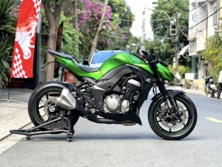 Kawasaki Z1000 2015