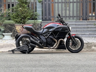 323. Ducati Diavel 2014