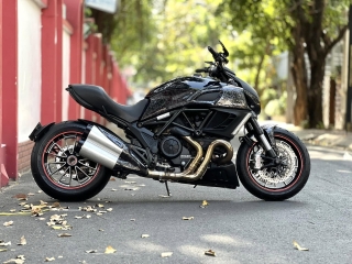 330. Ducati Diavel 2013 